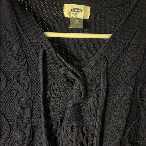 Old Navy Dark Blue Knit Sweater - Picture 3 of 7